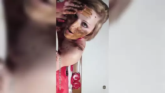 Livia - Tasting Scat