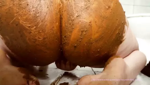 LucyScat / Huge poop stuffed in my tight Pussy