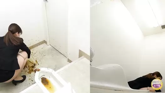 SL-559 06 Explosive diarrhea and odorous toilet releases by gorgeous office ladies