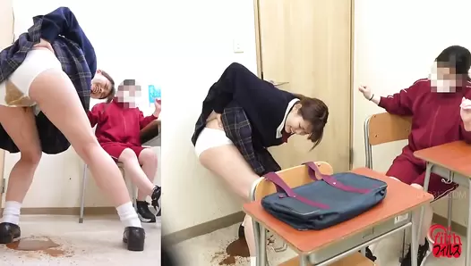 FF-589 02 Abdominal pain! Female students dash to the toilet and feces leaking inside panties