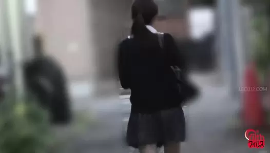 FF-589 01 Abdominal pain! Female students dash to the toilet and feces leaking inside panties
