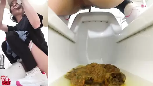 FF-521 03 Beautiful romance of girls-joggers pooping in public toilets. VOL. 2