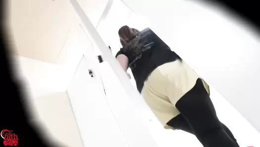 FF-521 01 Beautiful romance of girls-joggers pooping in public toilets. VOL. 2