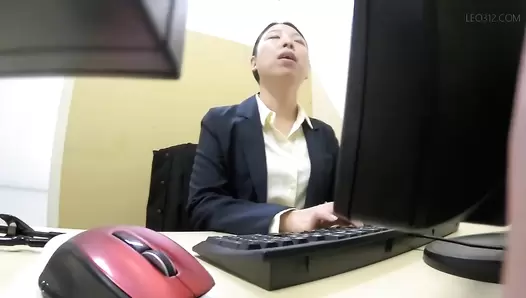 PGFD-088 06 Hidden camera: sales office lady car sickness and vomiting agony. VOL. 2