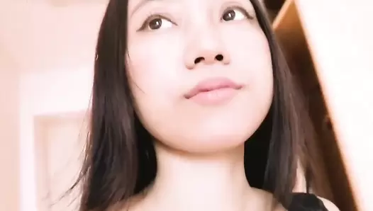 NaomiBobba - First time ever scat video