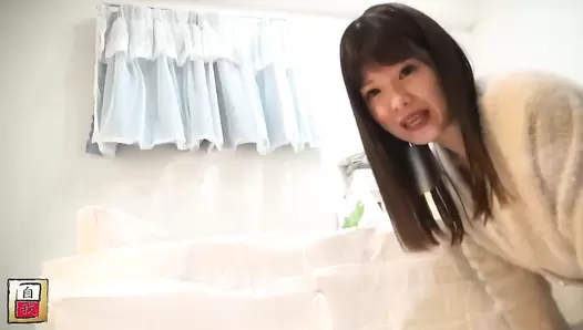 JG-502 06 Closely captured several days of poops. Filmed by Kasumi herself