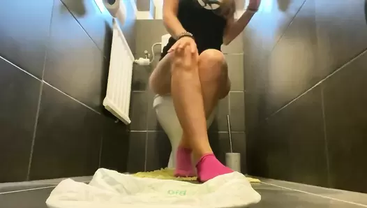 VeganLinda - I shit too big for your plate