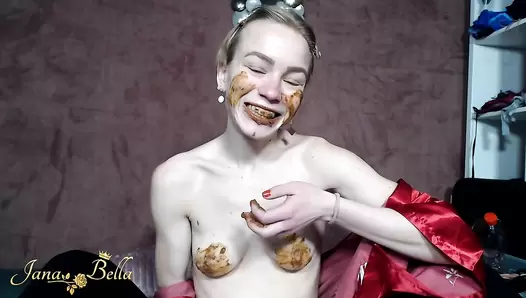 JanaBella - I eat my shit and use it as make-up