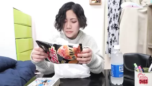 FF-558 03 Filming my farts at home. VOL. 11