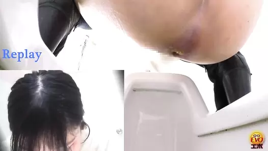 EE-367 05 Public toilet voyeur: women continue pooping while the door is opened up!