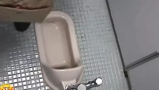 E54-01 Hidden toilet camera. Shit that doesn’t flush.