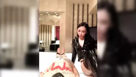 Asian Femdom - Mistress Un forces a bitch to eat gold, play with nipples, boots and abuse