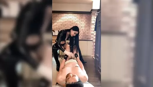 Asian Femdom - Mistress Un forces a bitch to eat gold, play with nipples, boots and abuse