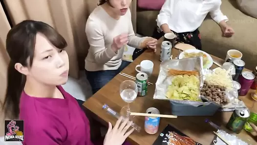 PGFD-082 04 Group of female college students in lewd and drunken vomit
