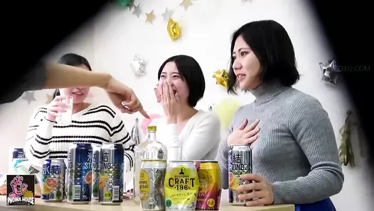 PGFD-082 01 Group of female college students in lewd and drunken vomit