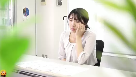 EE-596 06 Excretion diaries of office ladies: healthy poops and diarrhea
