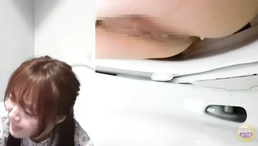 SL-526 01 Girls taking a shit at girlfriend’s house toilet. Awkward flatus and chattering during defecation. VOL. 6