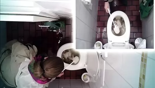 Hidden camera in the toilet and pooping woman