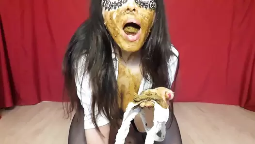 ScatLina - I eat shit from panties