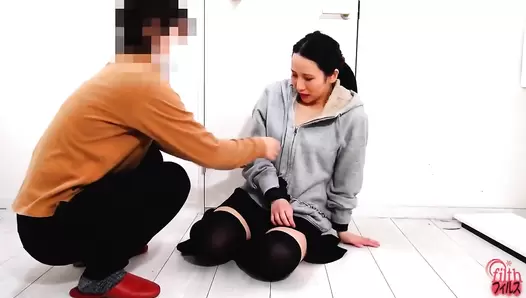 FF-549 06 Infinite piston dildo fucking and enema for restrained girls on the verge of fainting