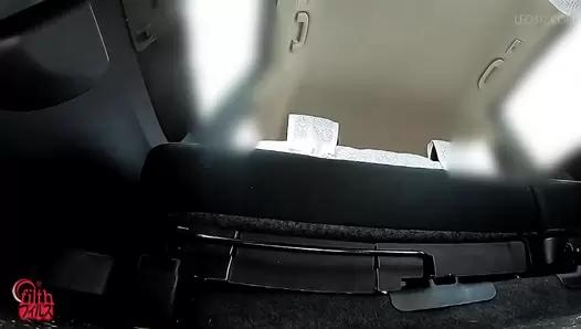 FF-550 02 Heavy traffic trouble! Secret poop on the back seat of the car!