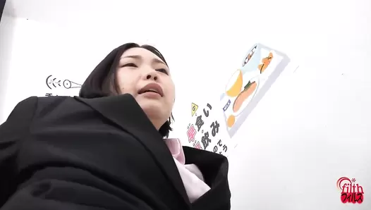 FF-553 05 Sister to brother fart bukkake. VOL. 5