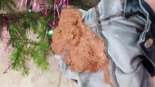 PooAlina - Alina crapped in jeans