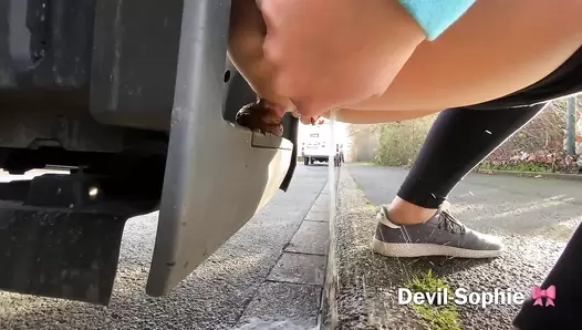 DevilSophie - OMG - how does the shit get onto the truck running board