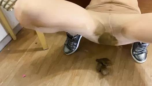 p00girl - I poop pantyhose in kapron and shit in my pussy