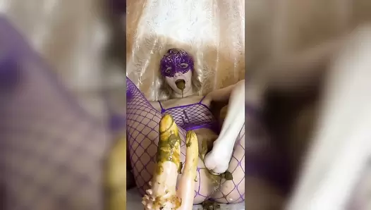 p00girl - Shit in mouth, pussy and double dildo