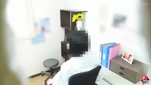 PP-256 04 The reality of a malicious gynecologist’s clinic. Anal palpation, endoscopic anal camera and enema injection.