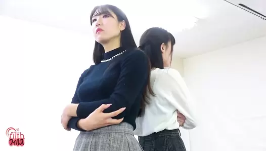 FF-545 04 Naked girls engaging badmouthing and enema battle with each other