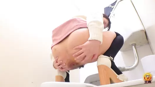 EE-579 02 Hidden camera caught obscene sounds in the toilet: girls spreading their asses to release farts with residual feces