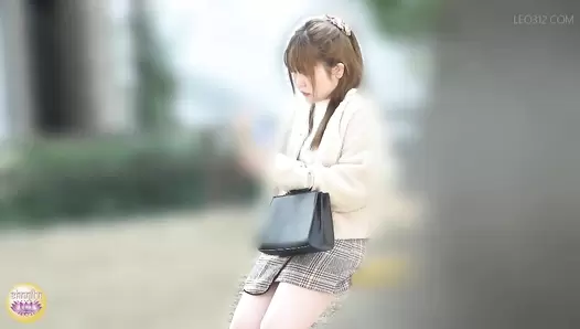 SL-509 03 Holding poop gives women pleasure. Anal fingering and pantypooping blunder. VOL. 2