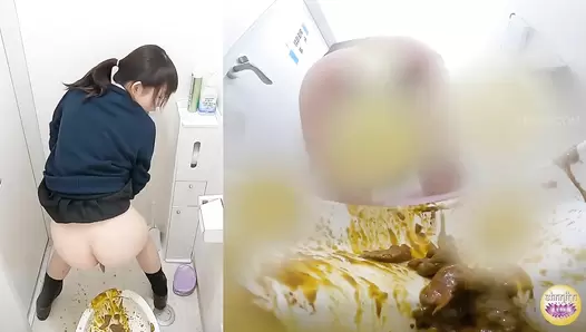 SL-513 06 Female student’s enema troubles in the school’s toilet. Liquid stool mercilessly pops out and scatters on the floor.