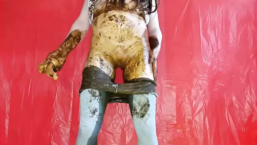 AnnaCoprofield - My Gray Leggings are Dirty Again