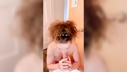 VibeWithMolly - Blowjob, poop and finger your ass