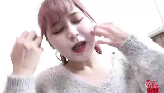 FF-544 05 Checking the loudness of shy girls farts with a measuring device