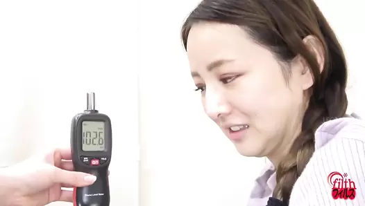 FF-544 02 Checking the loudness of shy girls farts with a measuring device