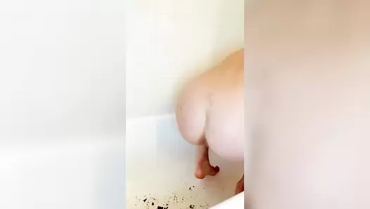 VibeWithMolly - Super messy enema