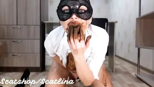 ScatLina - Shitty secretary (Part 2)