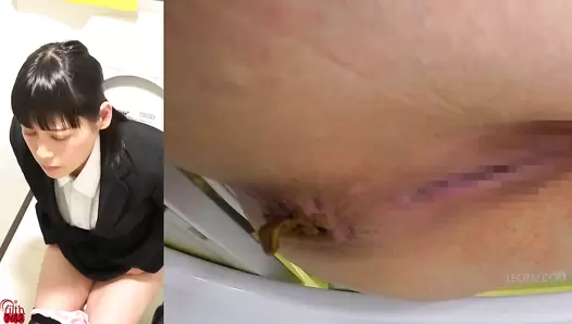 FF-537 03 OL’s pooping agony after eating spicy food