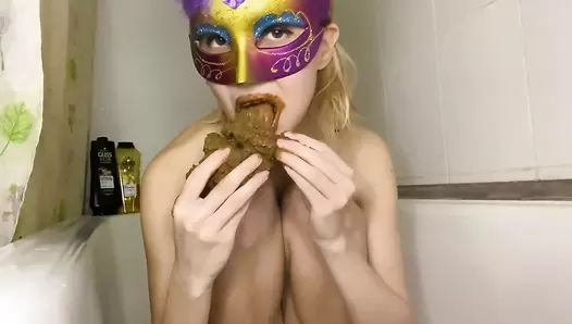 p00girl - Big log of shit in mouth and body