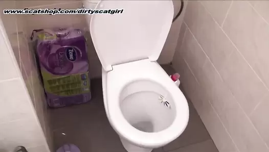 DirtyScatGirl dirty lesbians playing with shit on the toilet