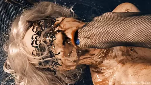 Artofscat . BLONDE BRAID BLUES
