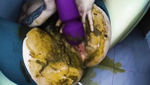 DirtyBetty - OMG! Sexy Ass Furry Scat POV