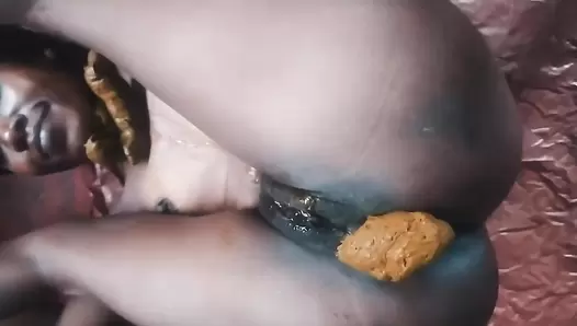 Pinky_Prada - The QUEEN of TURDS!