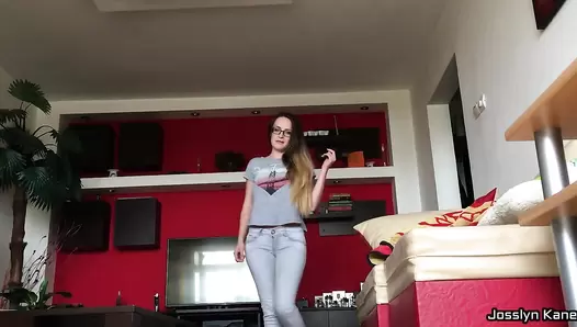 JosslynKane - Pooping my favorite jeans