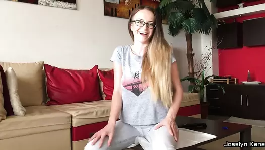 JosslynKane - Pooping my favorite jeans
