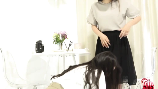 FF-673 02 Kinky part-time job. Girlfriends were asked to film each others poop. VOL. 2